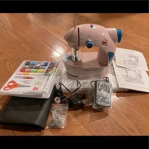 MagicFly Mini Sewing Machine